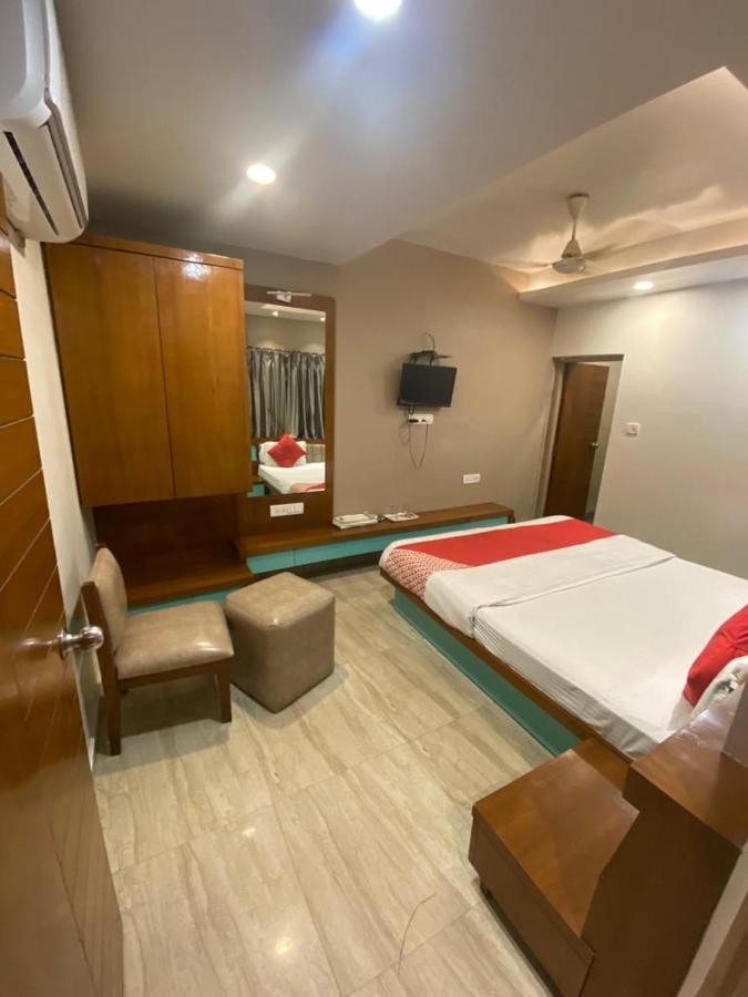 Hotel Raghupati Ayodhya Экстерьер фото